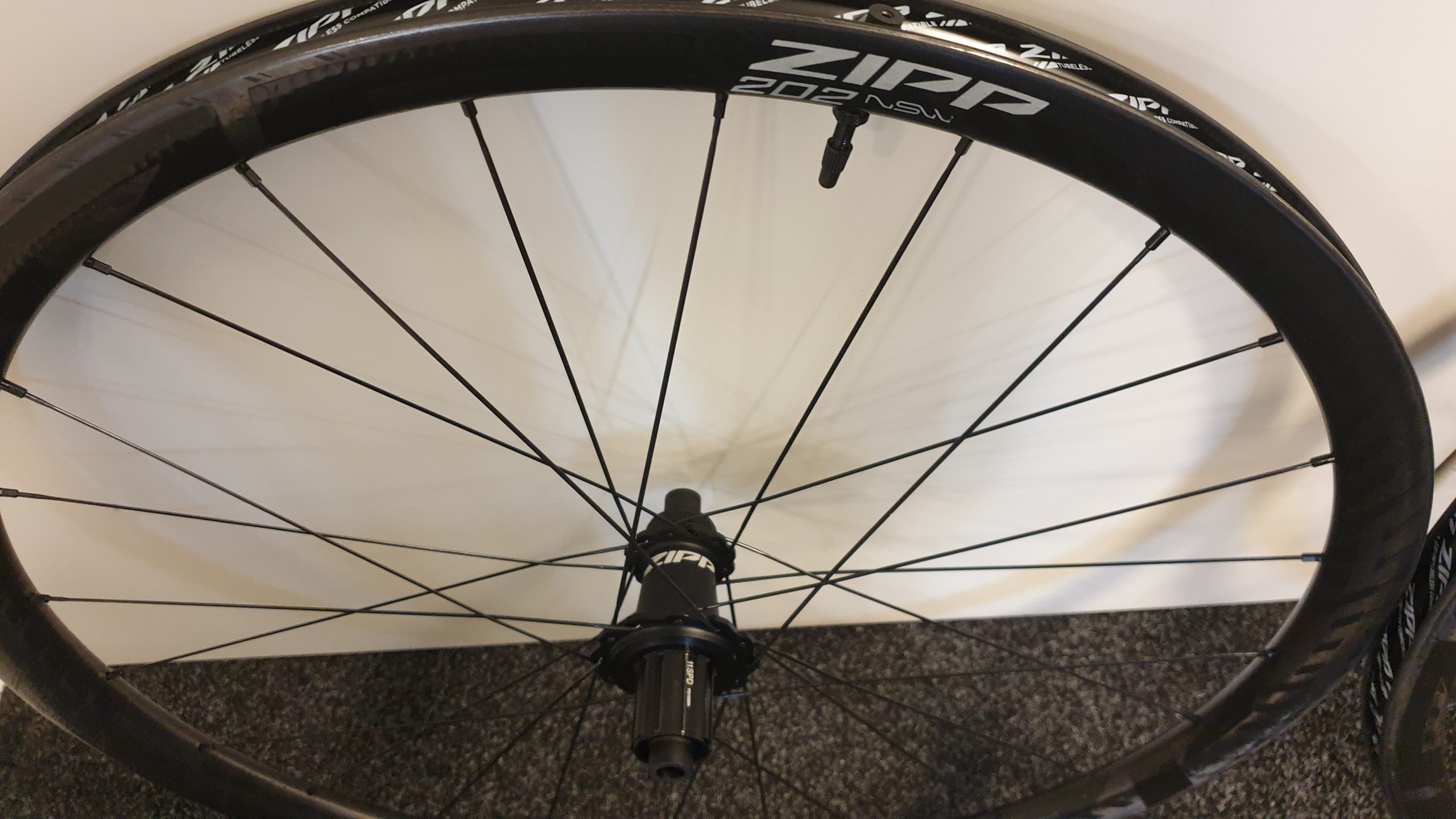 Zipp 202 nsw disc cheap